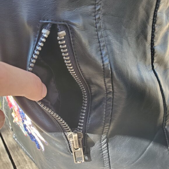 Gorgeous Embroidered Black Faux Leather Jacket V Christina - Picture 11 of 15